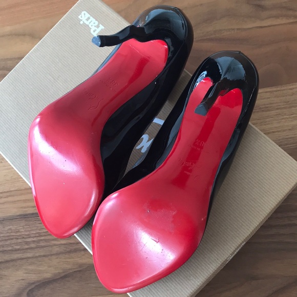 ✨Christian Louboutin Patent Black Wawy Dolly Pumps - Picture 2 of 5